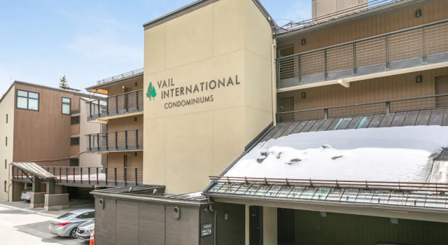 009 Vail International 2 Bedroom Condo by RedAwning, Забронировать Апартаменты/квартира Отели Вейл с парковкой, Парковка