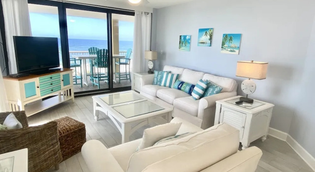Номер Standard с 3 комнатами с балконом и рядом с пляжем Summer House Condos