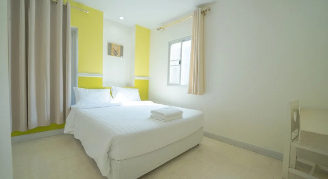 Полулюкс Hotel B