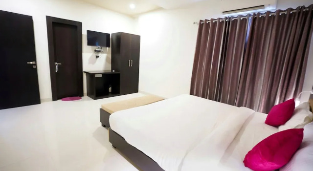 Номер Deluxe Hotel Suryansh