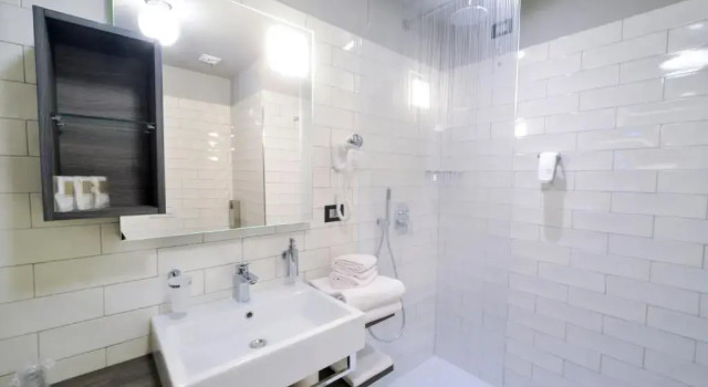 Standard- dobbelt værelse med delvis havudsigt Hotel Nautilus
