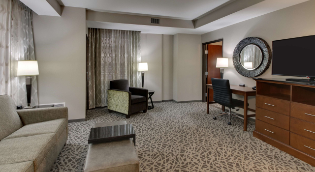 Двухместный люкс с 2 комнатами Drury Plaza Hotel Milwaukee Downtown
