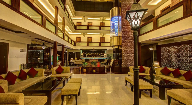 Sandhya Resort & Spa Manali, Забронировать Курортный отель Отели Манали с бассейном, Бассейн
