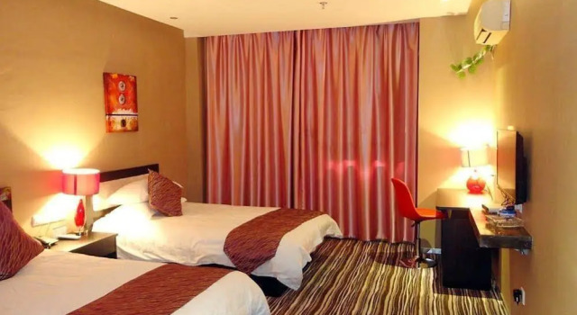 Zhuimei Theme Hotel