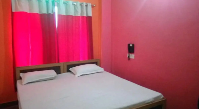 Двухместный номер Deluxe Goroomgo Kashi Inn Varanasi
