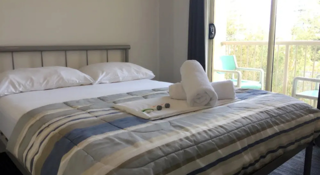 Двухместный номер Standard c 1 комнатой с балконом Gold Coast Backpackers - Hostel