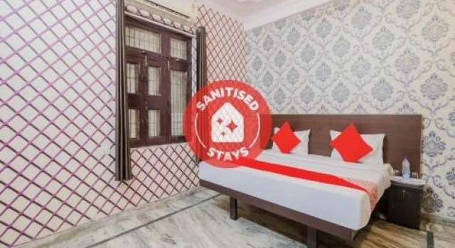 OYO 79426 Galaxy Stay, จอง โรงแรม Badarpur Delhi NCR