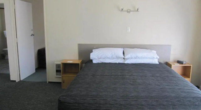 Семейные апартаменты Cromwell Motel