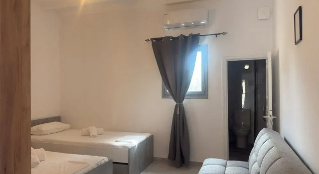 Студия Standard с балконом и с видом на сад Olgas Sea & Garden View Studios, 400m from Ipsos Beach