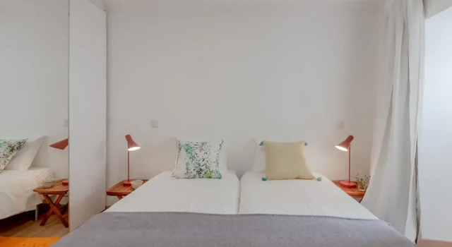 Апартаменты Bright & Spacious W/ Orange Tree Patio Apartment by TimeCooler