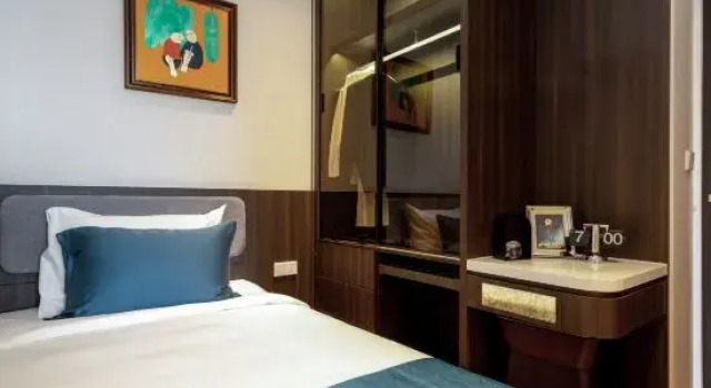 Апартаменты Deluxe The Gloria Serviced Apartment by Silk Path