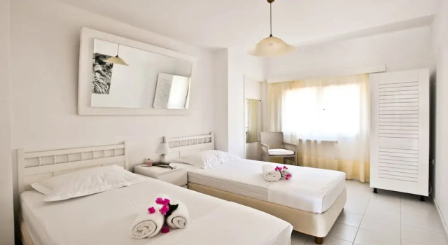 Апартаменты с 2 комнатами с балконом и с видом на море Stavento Apartments