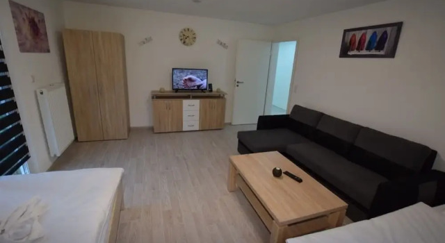 Апартаменты с 3 комнатами AB Apartment 23 near Cannstatter Wasen