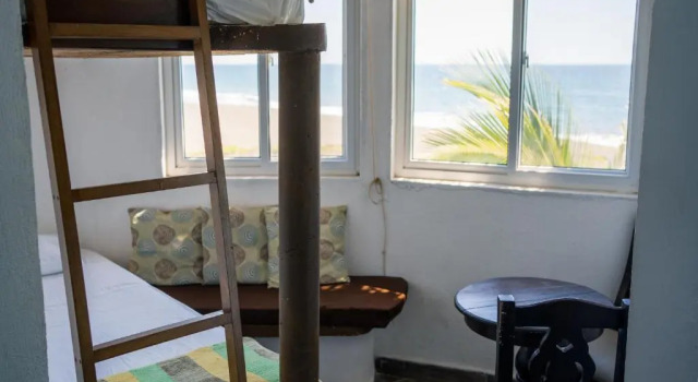 Четырёхместный номер Standard с балконом Marbella Eco Lodge