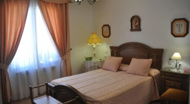 Коттедж с 4 комнатами Casa Rural Los Galanes