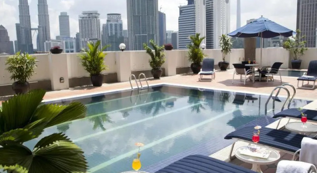 Люкс Deluxe с видом на город The Regency Hotel Kuala Lumpur