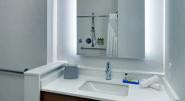 Люкс Holiday Inn Express Doral Miami by IHG