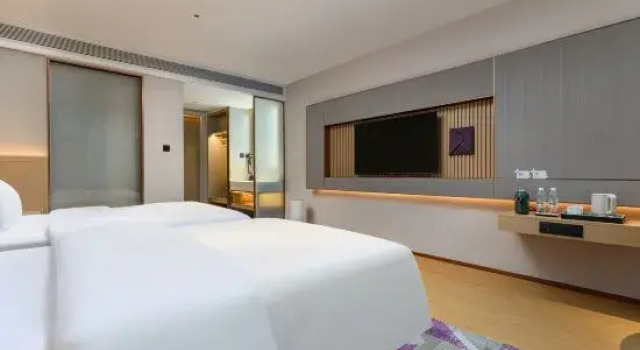 Люкс Superior Lifeng Hotel (Qujing High speed Railway Station Branch)