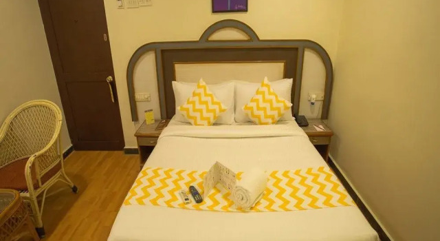 FabHotel Pearl T Nagar, Забронировать Отель Отели штата Тамилнада с бассейном, Бассейн