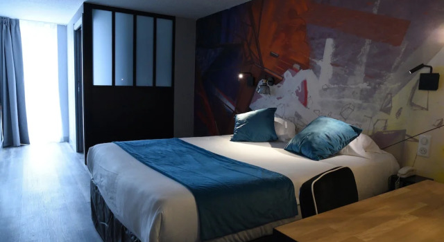 Четырёхместный семейный номер Standard The Originals Boutique, Hôtel Montélimar