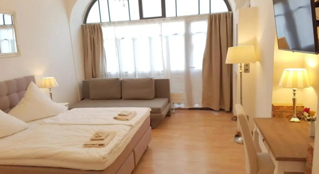 Lovely-Flats "Gasteiner", Rezervați Apartament Charlottenburg Berlin