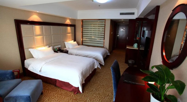 Shifeng International Holiday Hotel