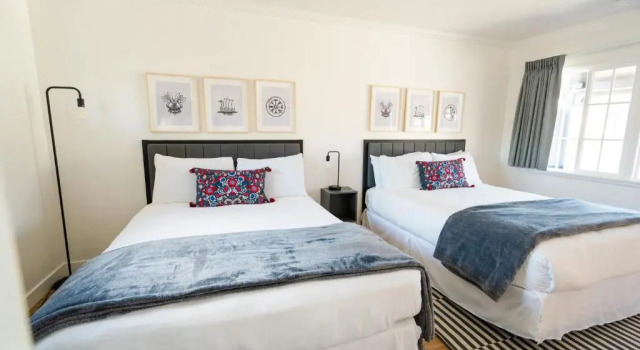 Четырёхместный номер Standard Viking Inn