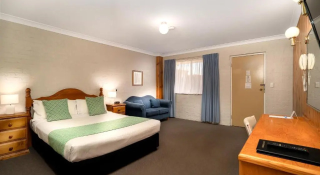 Номер Executive Blue Diamond Motor Inn