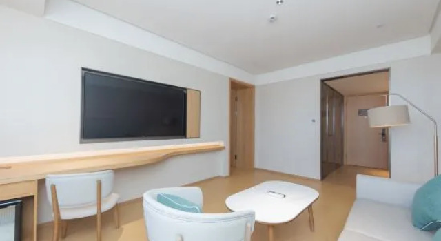 Люкс JI Hotel (Tongxiang Puyuan Dadao)