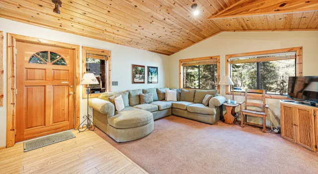 Four Bears Lodge by Tahoe Mountain Properties, Забронировать Отель Отели Скво-Вэлли 4 звезды, 4*