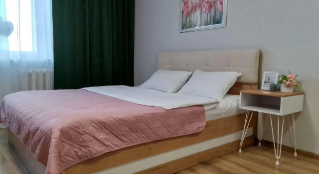 Apartments on Stroitelnaya street 4, Book Lejlighed Novoaltaysk Altaj kraj