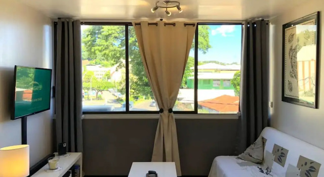 F3 Ery Papeete Apartment 2, Забронировать Апартаменты/квартира Отели Таити с парковкой, Парковка