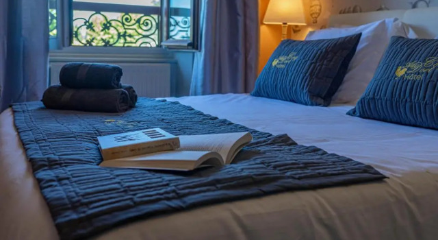 Семейный номер Deluxe Hôtel Au Coq Dort Spa