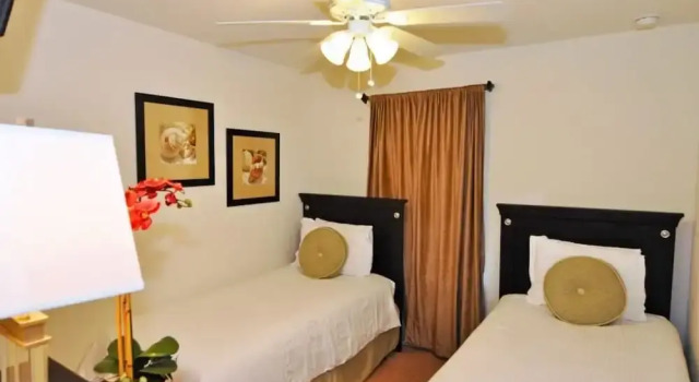 4569 Bella Vida Condo 3 Bedroom by Florida Star