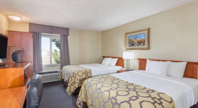 Четырёхместный номер Standard Baymont by Wyndham Barstow Historic Route 66