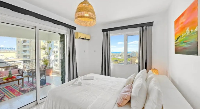 2BR Seaview Penthouse in center, Book Apartment Larnaka Larnaca Region