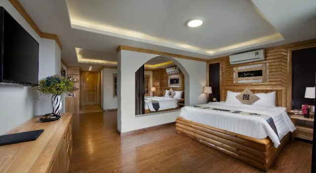 Четырёхместный семейный номер Standard с балконом Sapa Highland Resort & Spa