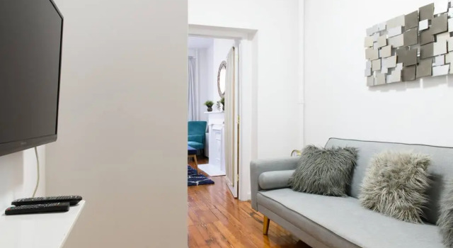 1571-2s Prime Upper East 2BR Best Value, Забронировать Отель Нью-Йорк Нью-Йоркская агломерация, рядом с The Promise Theatre