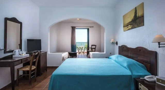 Семейный номер Standard с балконом Hersonissos Village Hotel & Bungalows