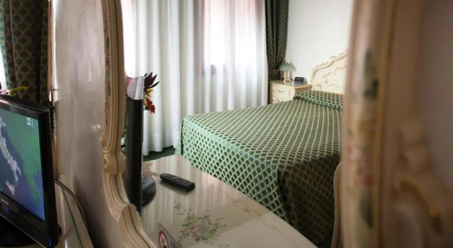 Двухместный номер Standard Hotel Commercio & Pellegrino