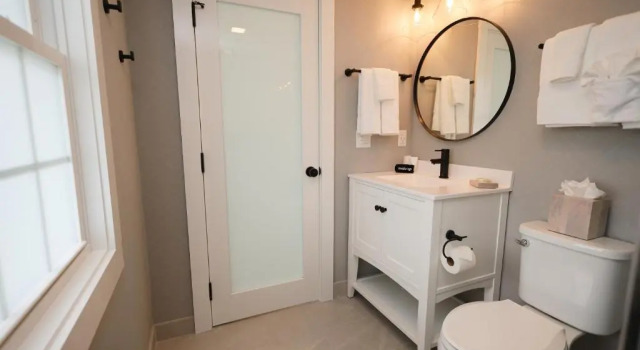 Люкс с видом на бассейн Love Farms Lodge