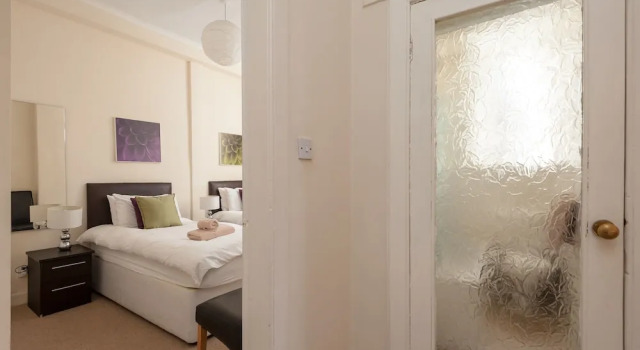Edinburgh Rossie Apartment, Забронировать Апартаменты/квартира Апартаменты Эдинбурга, рядом с Холирудское абатство, Апартаменты/квартира