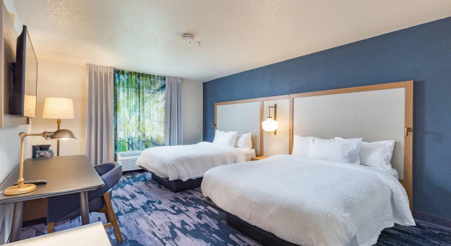 Четырёхместный номер Standard Fairfield Inn and Suites by Marriott Tampa North