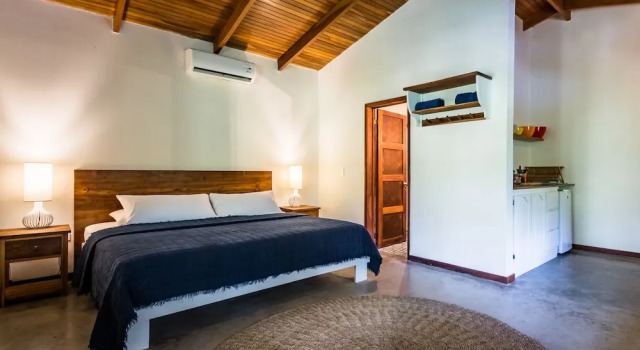 Номер Deluxe с балконом Sunset Shack Hotel