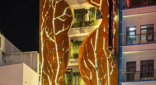 Pynt Hotel 4, Забронировать Отель Отели Куан-Бинь-Тхань с парковкой, Парковка