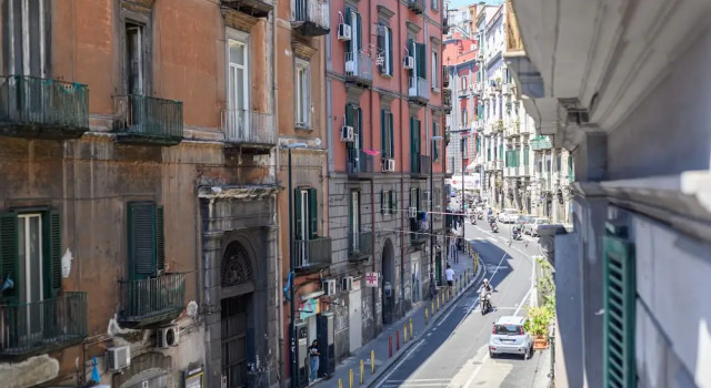 Into Mann in Naples With 5 Bedrooms and 5 Bathrooms