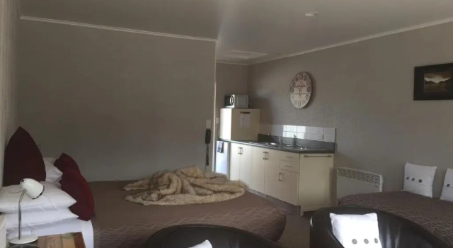 Двухместная студия Deluxe Lakefront Lodge