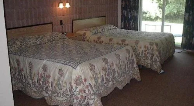 Top Notch Restaurant & Motel, Varaa Motelli South Bruce Peninsula Ontario