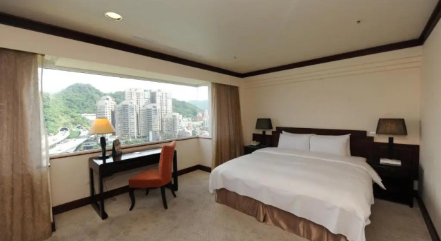 Четырёхместный номер Standard с видом на озеро Beautiful Hotel Taipei