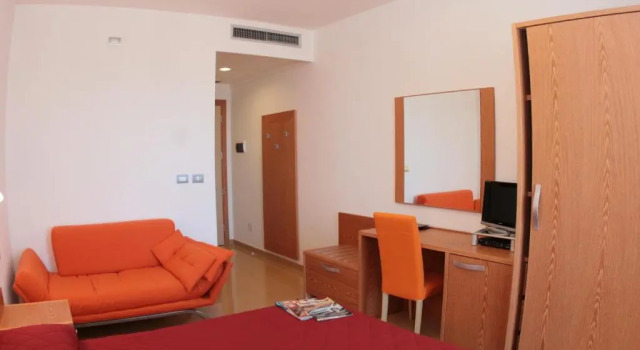 Трёхместный номер Standard Hotel Yria
